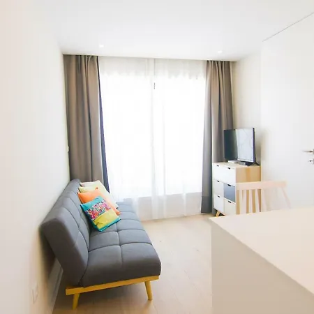 Apartment Mh Trindade